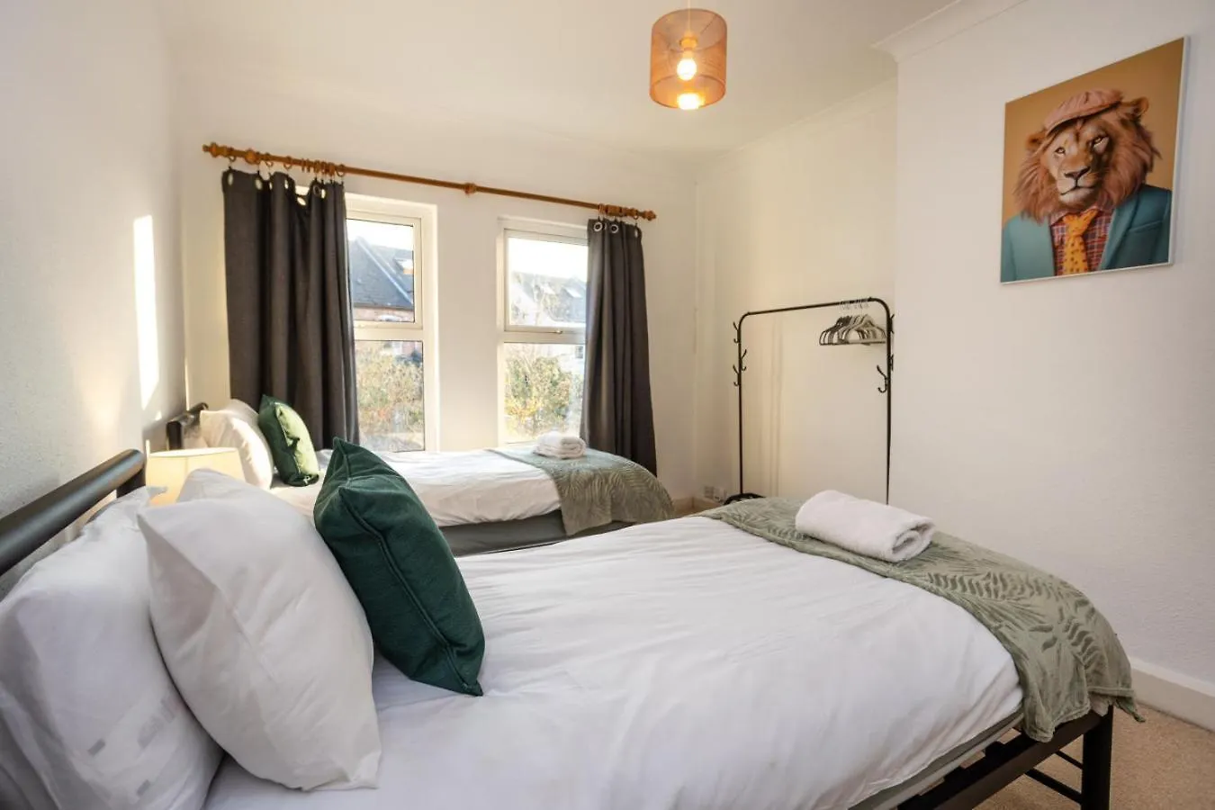 Francis Street House Central Location Cheltenham United Kingdom