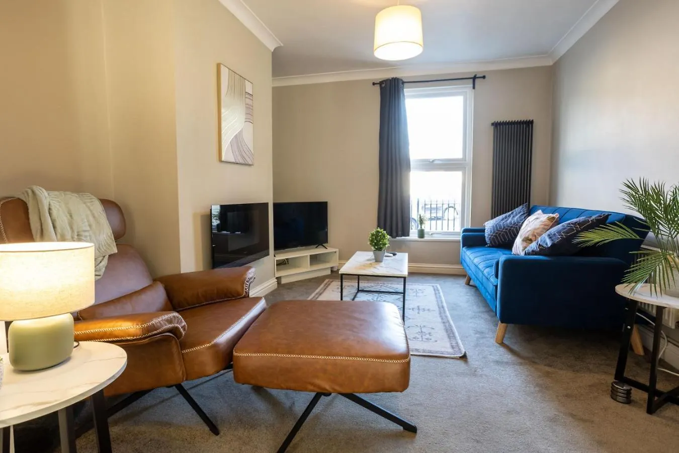 Francis Street House Central Location Cheltenham